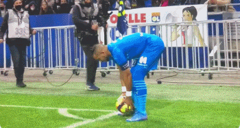 NBA战报：波特26分8助，雄鹿113-109险胜活塞