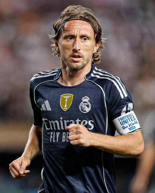 球星赛后哭了，太真实